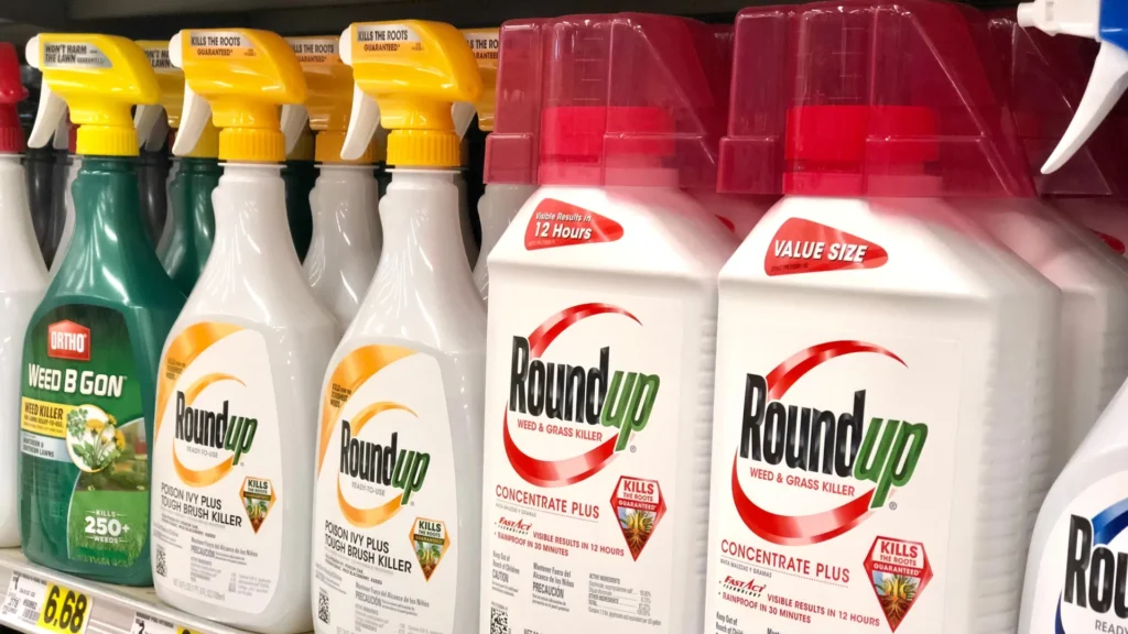 One of the world’s most popular weedkillers may be fueling deadly superbugs One of the world’s most popular weedkillers may be fueling deadly superbugs