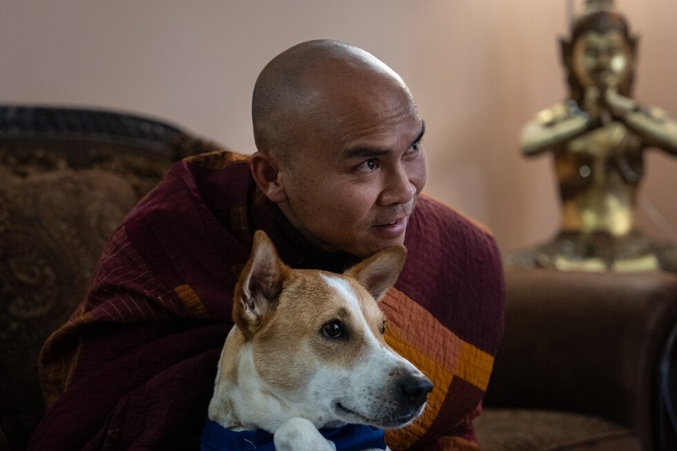 2,300-mile peace walk thrusts Texas monk and his dog into spotlight 2,300-mile peace walk thrusts Texas monk and his dog into spotlight