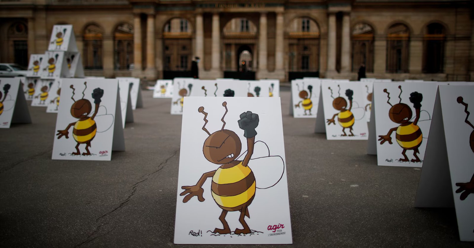 French lawmakers back farm bill despite pesticide outcry French lawmakers back farm bill despite pesticide outcry