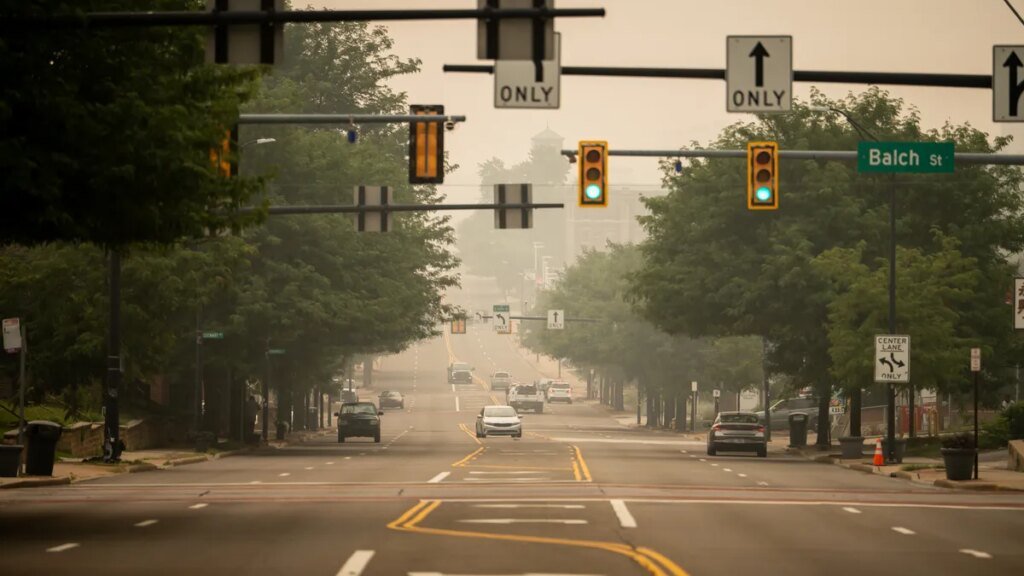 Wildfire smoke in the Midwest: When will air quality improve? Wildfire smoke in the Midwest: When will air quality improve?