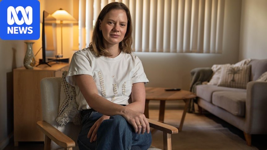 Young Australians with bowel cancer say doctors missing the warning signs Young Australians with bowel cancer say doctors missing the warning signs
