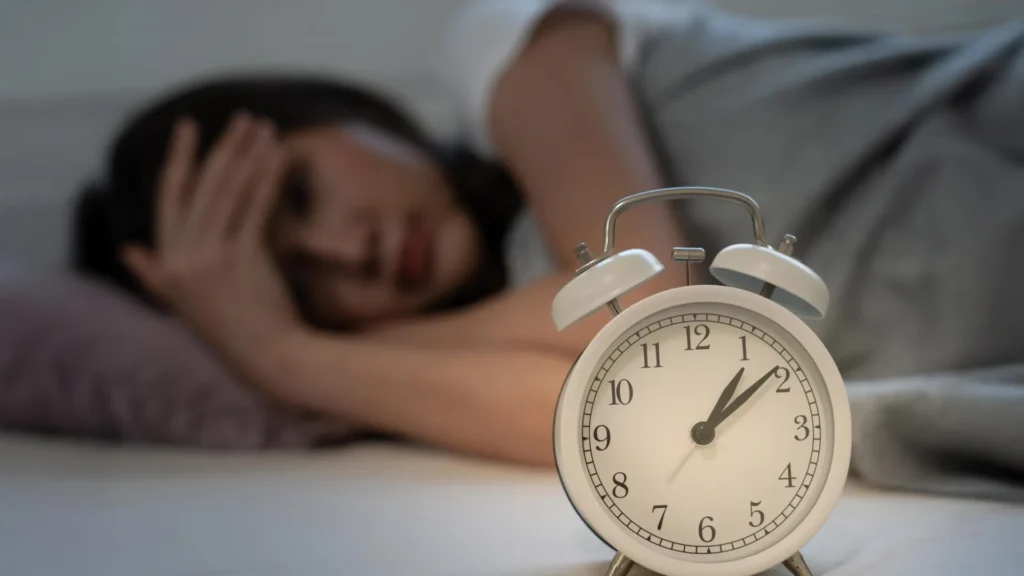 Your bedroom glow might be quietly damaging your heart Your bedroom glow might be quietly damaging your heart