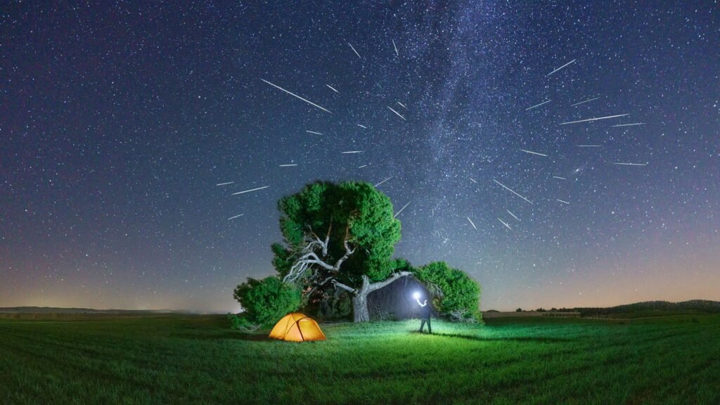 The ultimate Aug. 12 packing list for the solar eclipse and Perseid peak The ultimate Aug. 12 packing list for the solar eclipse and Perseid peak