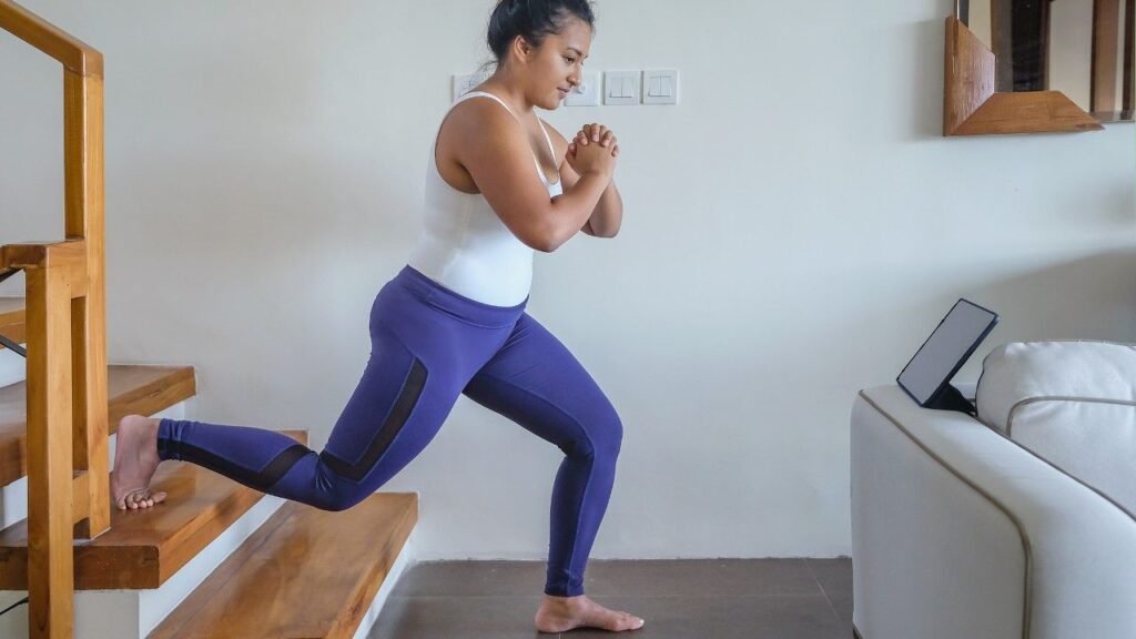 Three Exercises To Combat Knee Pain, As Prescribed By A Physical Therapist Three Exercises To Combat Knee Pain, As Prescribed By A Physical Therapist