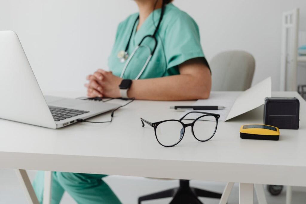 Lenz launches telehealth offering for Vizz eye drops Lenz launches telehealth offering for Vizz eye drops
