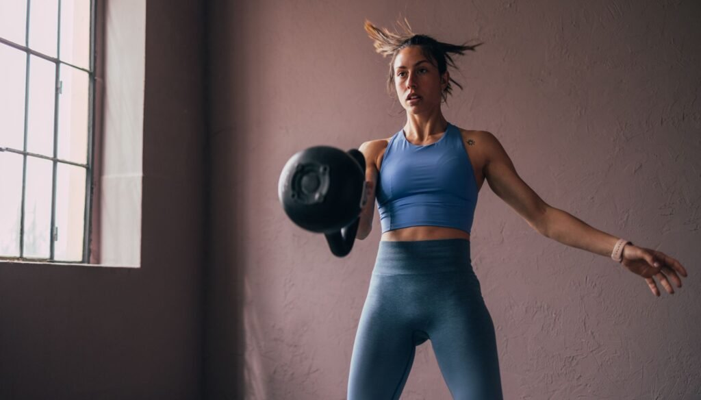 Top Trainer Hannah Eden’s Favorite Five-Minute HIIT Workout Top Trainer Hannah Eden’s Favorite Five-Minute HIIT Workout