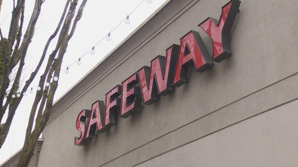 Food Backpack For Kids gets ,000 Safeway grant to fight weekend hunger in schools