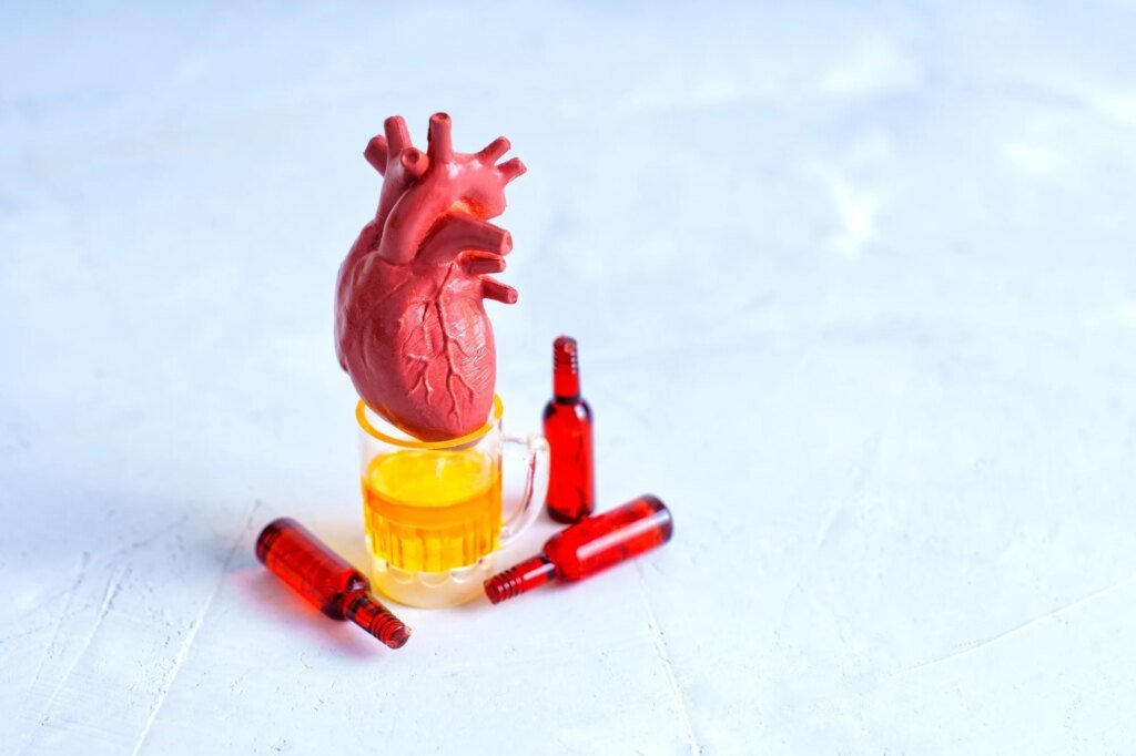 A 30-year study found a surprising link between alcohol, survival and heart attack risk