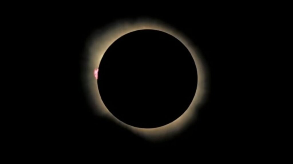 Totality! See the first photos of the Aug. 12 total solar eclipse over Spain Totality! See the first photos of the Aug. 12 total solar eclipse over Spain