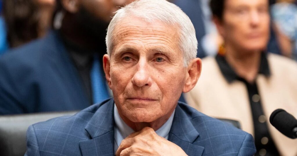 Doctor discusses released Fauci texts on the COVID vaccine and pregnant women Doctor discusses released Fauci texts on the COVID vaccine and pregnant women