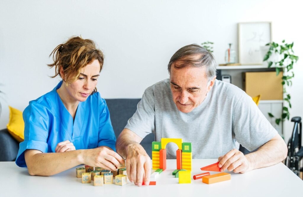 Newer blood thinners linked to slower Alzheimer’s decline Newer blood thinners linked to slower Alzheimer’s decline