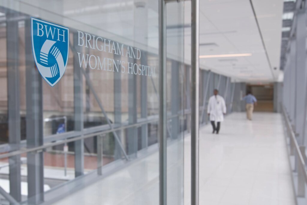 Brigham and Women’s nurses authorize open-ended strike Brigham and Women’s nurses authorize open-ended strike