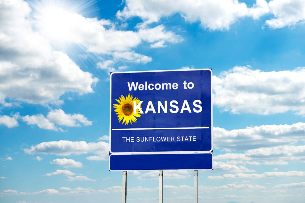 Independent Kansas health systems launch regional collaboration Independent Kansas health systems launch regional collaboration