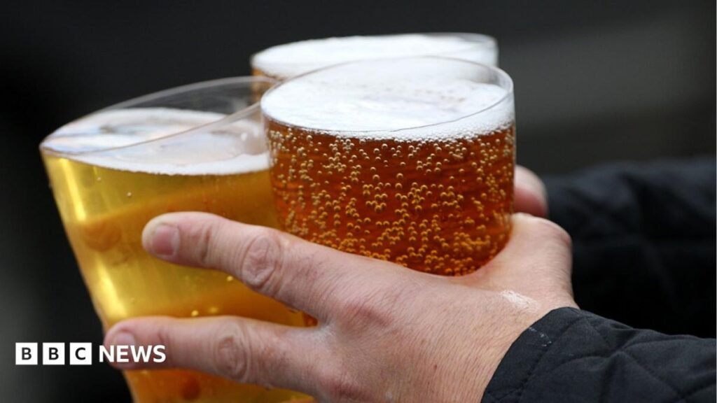 Guernsey charity gives alcohol consumption scorecard to residents Guernsey charity gives alcohol consumption scorecard to residents