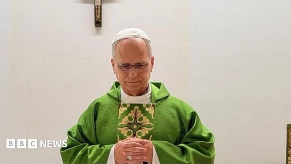 Pope pictured for first time since surgery and cancer diagnosis Pope pictured for first time since surgery and cancer diagnosis
