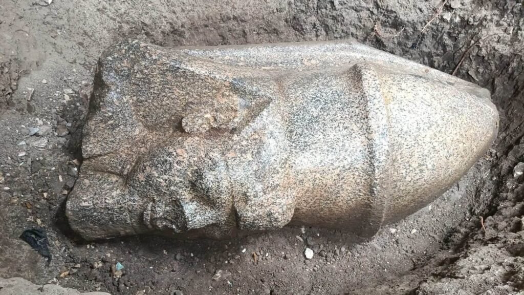 2 giant Ramesses II statues, one wearing a double crown, discovered by man in Egypt 2 giant Ramesses II statues, one wearing a double crown, discovered by man in Egypt